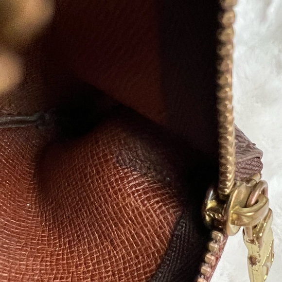 🚫SOLD🚫 Authentic Louis Vuitton Monogram Key Cles - Picture 6 of 11